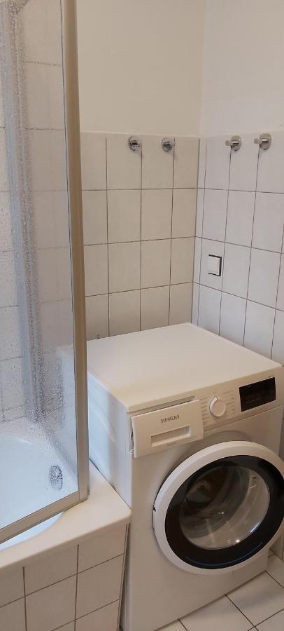 Gemuetliche Ferienwohnung Im Erdgeschoss- Jenaer Strasse Erfurt Exterior photo